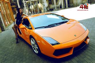 ��ô��͸���˵Ĵ�����Ƶ��ʵ���½���̨Χ�˱��ַ��ӣ�������¥����Ͼ���(ͼ)...